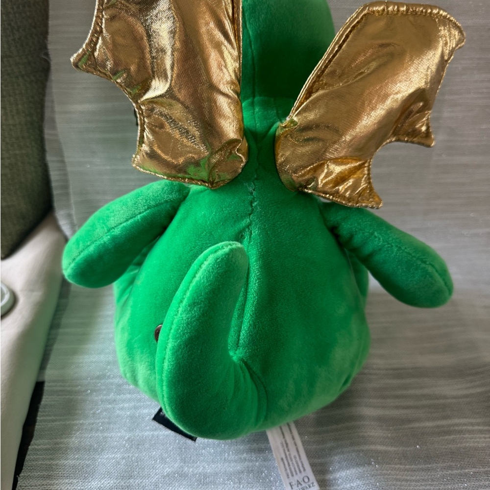 FAO Schwarz Dragon LED Light Up & Sound Plush Toy NEW requires batteries - Picture 7 of 11